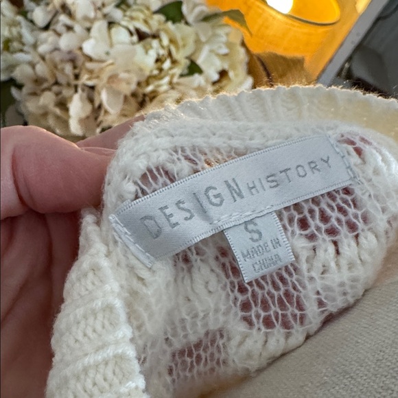 Design History Honeycomb Sweater Oversized - Picture 2 of 6